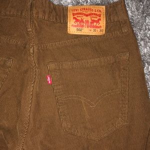 Levi’s corduroy Brown pants